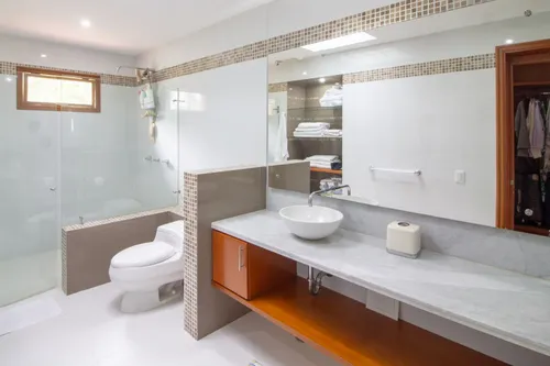 Casa En Arriendo/venta En Las Mercedes. Cod A4615