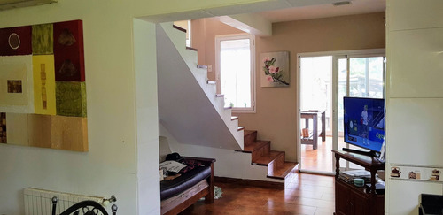 Venta Casa En 2 Lotes San Isidro Labrador Al Agua