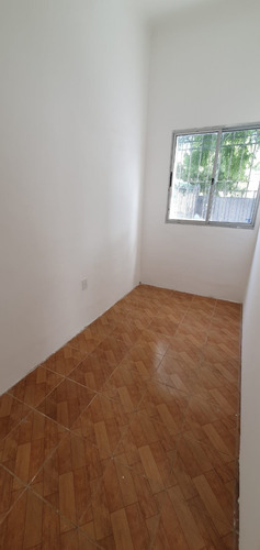Casa De 2 Dormitorios Y Cochera - Buceo