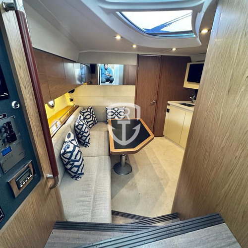 Lancha Beneteau 40 Gt 2017 (com Plataforma Submergível)