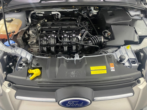 Imagen 3 de 14 de Ford Focus 3 1.6 S 5p Mt 2014-imolaautos