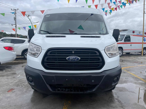 Imagen 3 de 14 de Ford Transit 2015 2.2 Diésel Bus 15 Pasajeros Mt