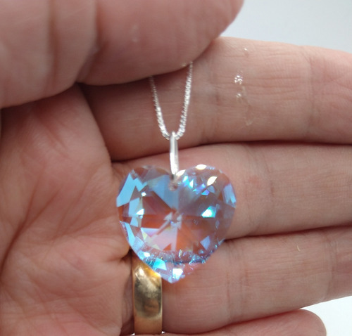 Imagem 2 de 6 de Colar Coração Cristal Swarovski Blue Ab 2,0 Cm - Prata 925
