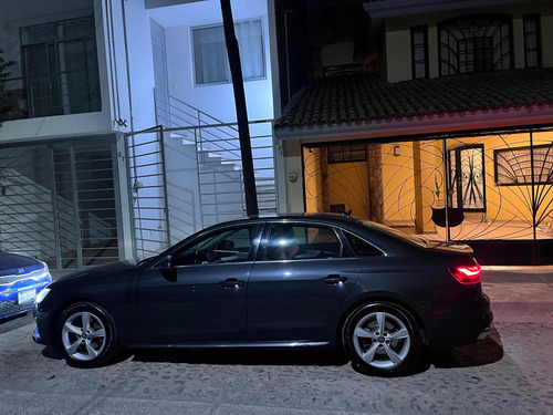 Audi A4 2.0 T Select 190hp Dsg