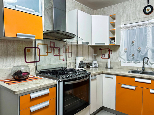 Casa En Res. Portal Las Virtudes, Punto Fijo. Plc-1056