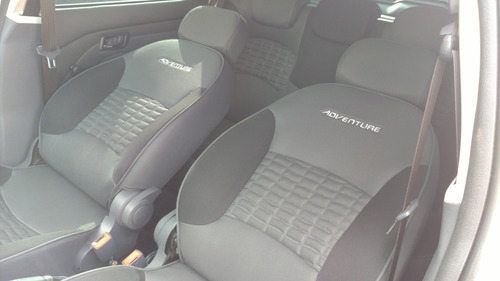 Fiat Palio Adventure 1.8 16v Flex 5p