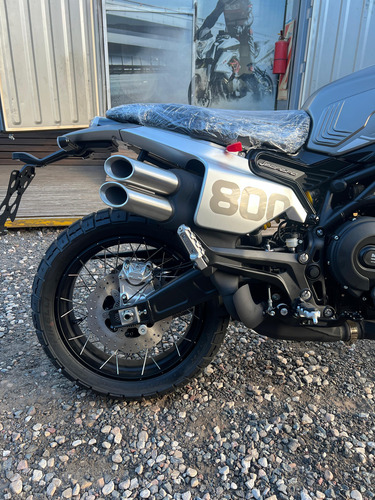 Benelli Leoncino 800 Trail