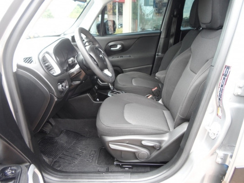 Imagem 10 de 12 de Jeep Renegade 1.8 Automatico