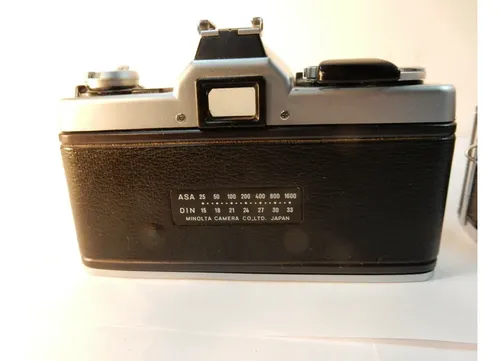 Camara Minolta Srt-101 L/ Rokkor 55mm F:1.7 O 1 .8 C/detalle