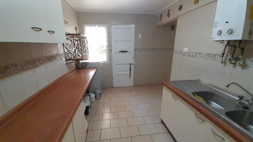 Comoda Casa 4d-2b, Condominio Los Pitigues