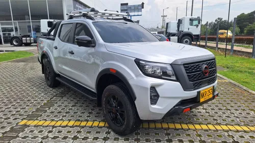Nissan Frontier 2.5 Pro4X 4X4 At