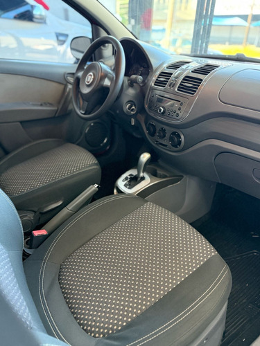 Fiat Grand Siena 1.6 16v Essence Flex Dualogic 4p