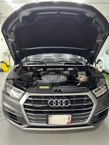 Audi Q5 2.0 L T Elite Dsg