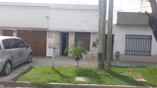 Departamento Tipo Casa En Alquiler En Remedios De Escalada Este