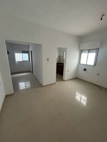 Venta Ph 2 Amb Refaccionado A Nuevo Lanús Oeste