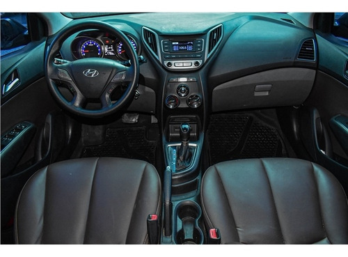 Imagem 7 de 15 de Hyundai Hb20s Comfort 2017 Preto Financiamento Facilitato!