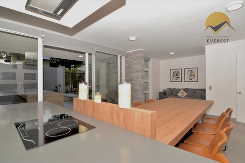 Se Vende Departamento 2d 2b + Estacionamiento Y Bodega, Met