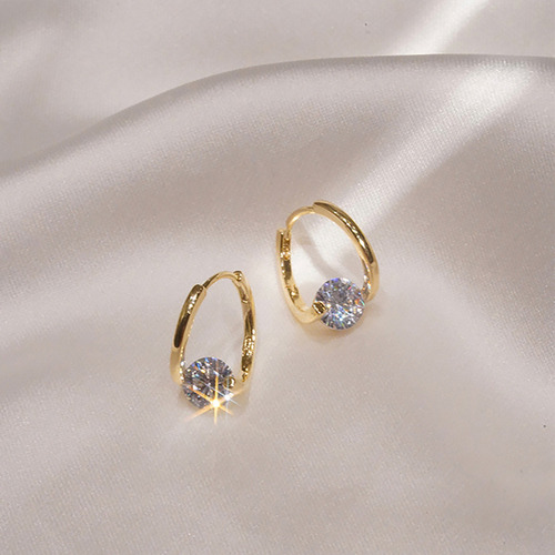 Pendientes En Forma De R Con Tachuelas Redondas De Diamante,