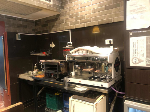 Imagen 8 de 15 de Cafetería - Restaurante, Comidas, Delivery, Ubicado En Ciudad De Mendoza, Vende Fondo De Comercio