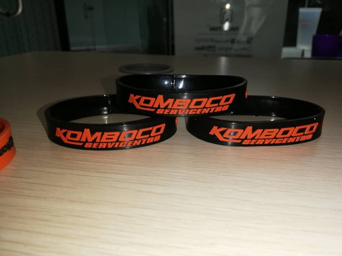 Brazaletes De Goma, Material Pop