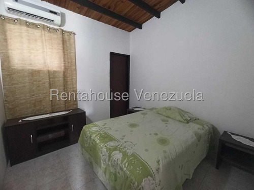 Hermosa Y Comoda Casa En Alquiler Cabudare, Urbanizacion Roca Terra Mls #25-25005 Fcd