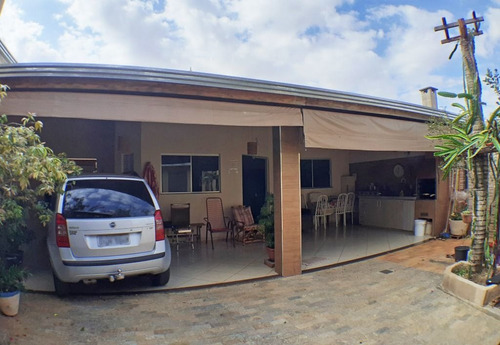 Imagem 4 de 21 de Casa À Venda Rua Antonieta Bonsegno, 51 - Jardim Folador - Monte Alto/sp - Ca0925
