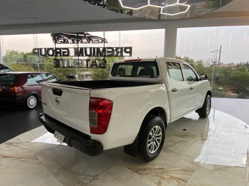 Nissan NP300 2.5 Doble Cabina S Aa Pack Seg Mt
