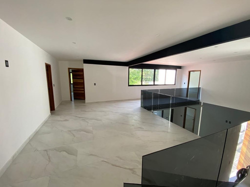Casa Residencial En Venta En Lomas De Cocoyoc