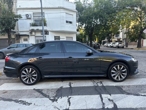 Audi A4 2.0 40 Tfsi Front