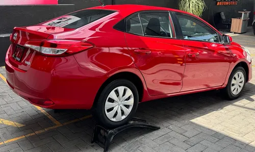Toyota Yaris 1.5 Core Mt