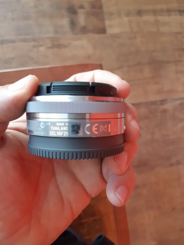 Lente Sony Emount 16mm F2.8