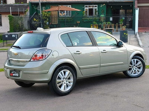 Imagem 9 de 12 de Chevrolet Vectra Hatch Gt 2011