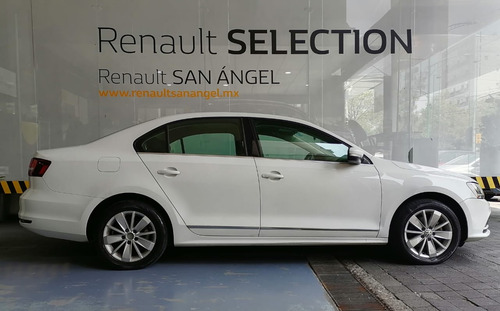 Imagen 2 de 15 de Volkswagen Jetta Comfortline 2017