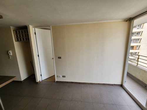 Departamento Calle Rosas 1d 1b, Excelente Inversión.