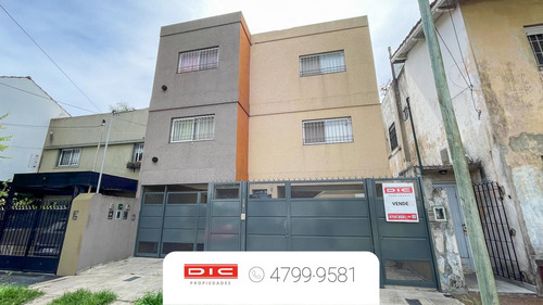 Triplex 2 Dormitorios Venta - Olivos-maipu/uzal