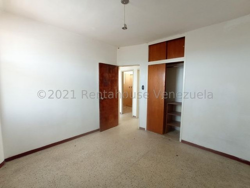 Imagen 13 de 14 de Grato Apartamento En Venta Zona Centro # 4 22-12332 Gbf