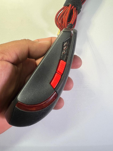 Mouse Gamer Redragon Lavawolf M701 3500dpi Luminoso Led Negro (Usado)