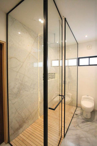 Residencia De Lujo En Venta En La Herradura Club De Golf, En Calle Privada, Con Alberca, 4ta Recámara En Pb, Sin Vecino Atrás, Colinda Con El Green, Equipada Con Acabados De Lujo!!