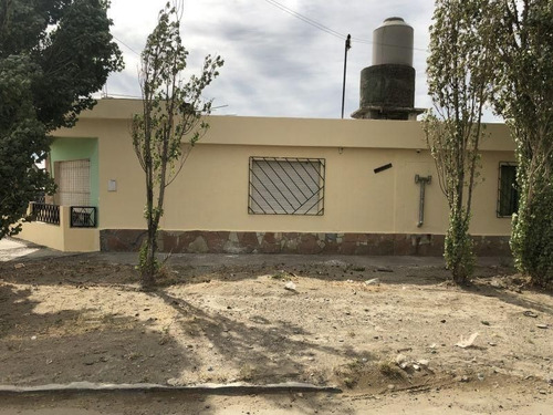 Imagen 3 de 6 de Casa En Venta En Miramar