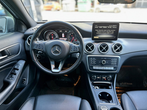 Mercedes-Benz Clase GLA 1.6 Gla200 Urban 156cv