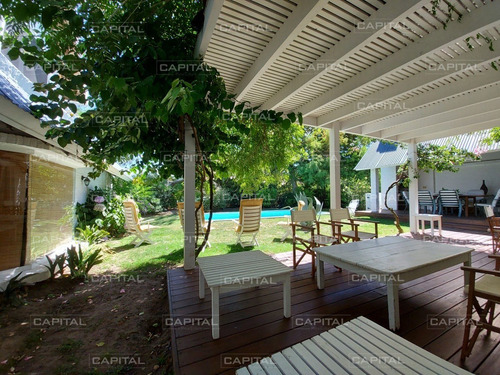 Excelente Oportunidad En Venta!! Casa Con Pileta En La Barra.- Ref: 30109