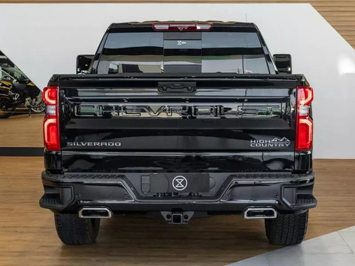 Chevrolet Silverado High Country