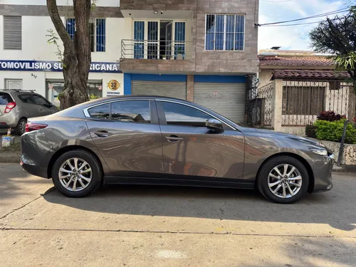 Mazda 3 2.0 Prime At