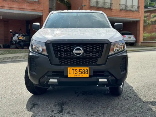 Nissan Frontier 2024 2.5gsl 4x2 Mt Cabina Sencilla