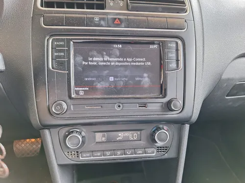 Volkswagen Vento 1.6 Highline At