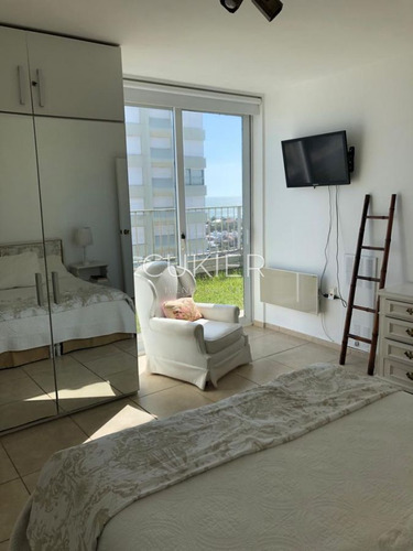 Imagen 8 de 13 de Alquiler Temporada De Penthouse 2 Dormitorios En Península Punta Del Este