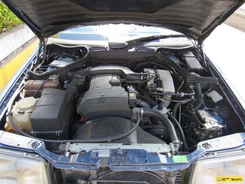 Imagen 21 de 25 de Mercedes Benz 220 E 2.2 W124