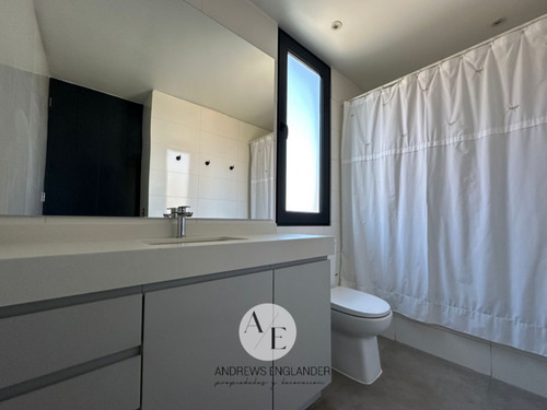 Moderna Y Linda Casa En Condominio En Bernardo Larraín