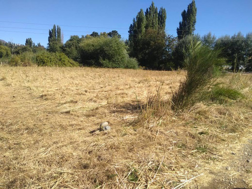 Terreno En El Hoyo. Cercano A Rio Epuyen