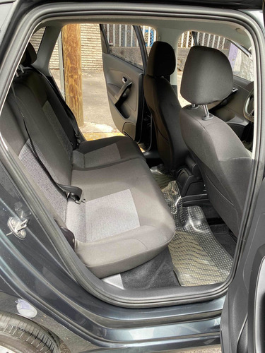 Imagen 8 de 13 de Volkswagen Polo 2019 1.6 L4 Sound Tiptronic At